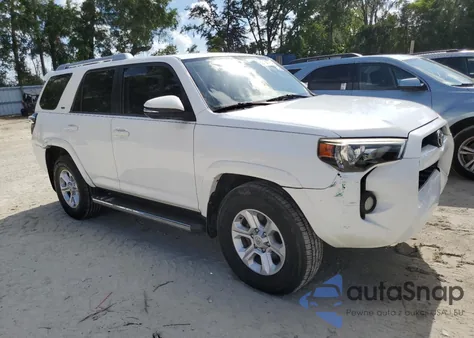 2016 Toyota 4Runner Sr5 z USA, uszkodzony, nr VIN JTEZU5JR6G5142934